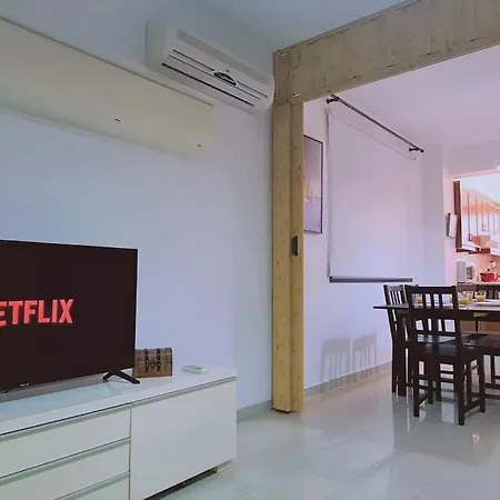 Casa Palmera * 파라림니