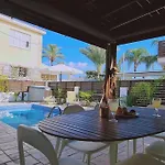Casa Palmera