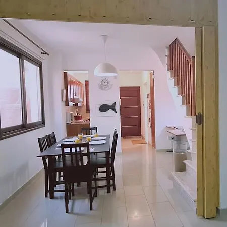Casa Palmera Villa *