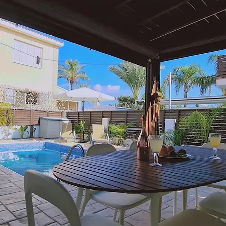 Casa Palmera