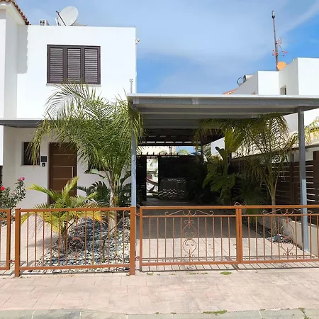 Casa Palmera Villa *